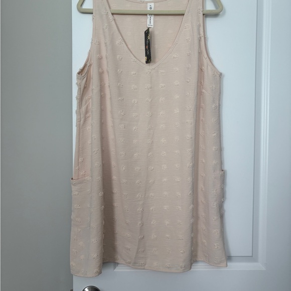 Blooming Jelly Other - Blooming Jelly - NWT Size XL Women's Cream Swim Coverup Dress
